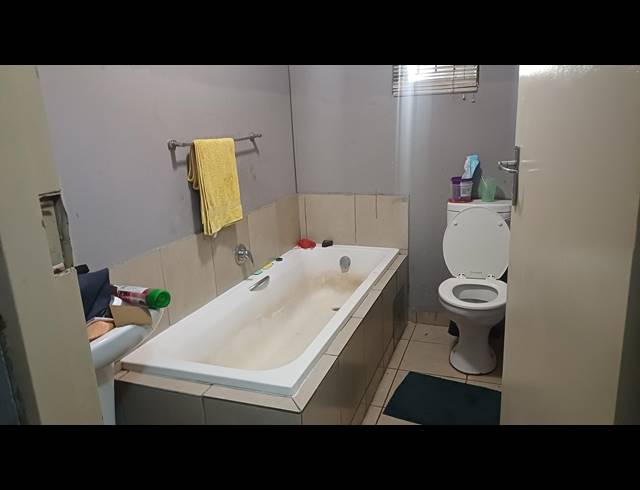 3 BEDROOM FREEHOLD FOR SALE IN SKY CITY